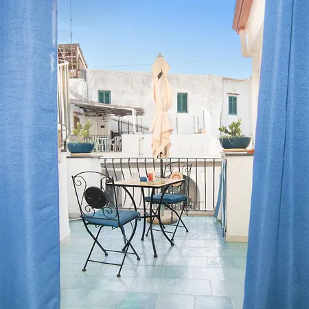 Appartamentino Nel Centro Storico Di Forio * Forio di Ischia